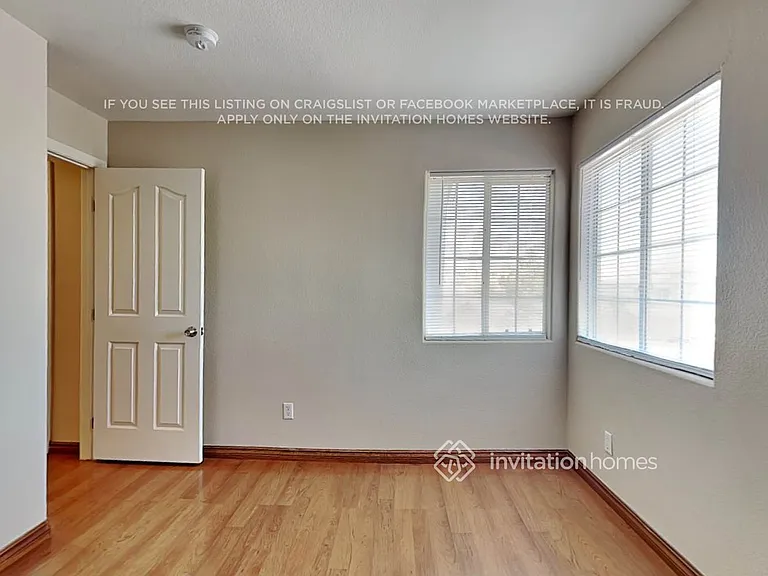 125 Golf Range St — Photo 13