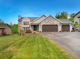 1505 Coachlight Cir, Proctor, MN 55810