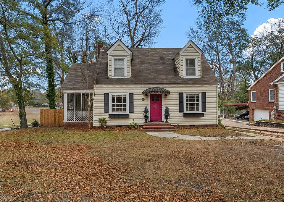 1st image of 3430 Woodlawn Ave