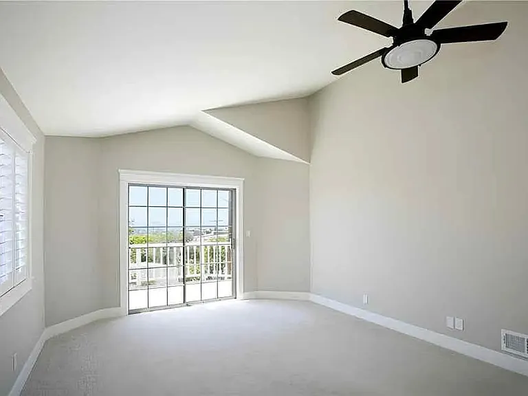 456 Ocean View Ave — Photo 15
