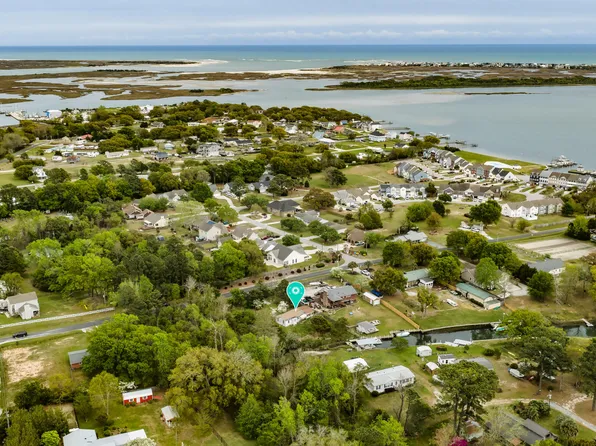 168 Bumps Creek Road, Sneads Ferry, NC 28460