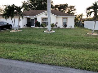 1038 SE 17th Pl, Cape Coral, FL 33990