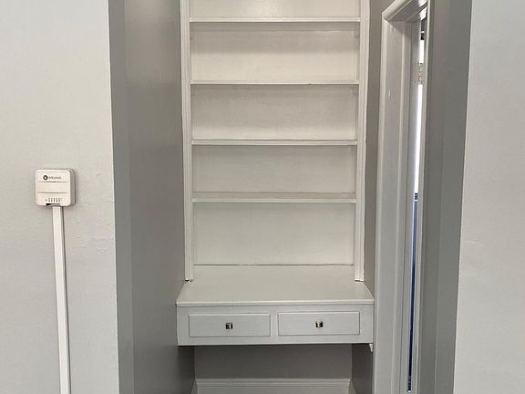 2nd image of 214 W Maple St #7