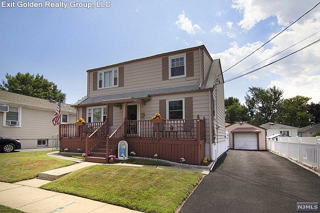 1st image of 209 Boston Ave