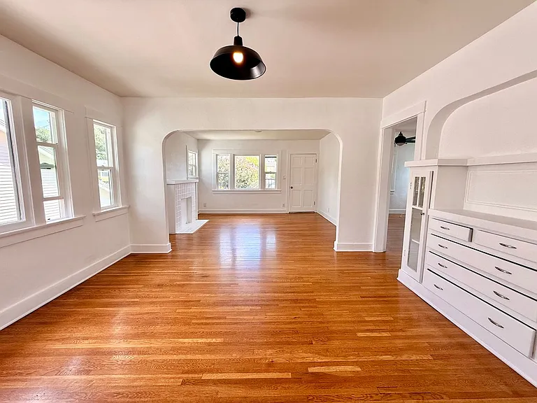 2471 W Ave 32 — Photo 39