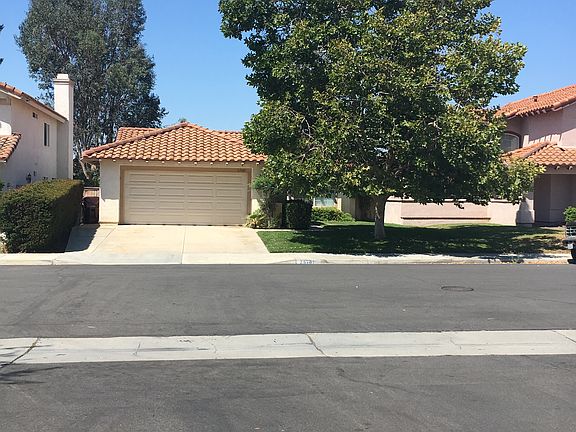 3rd image of 25101 Via Las Lomas