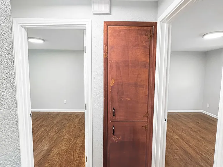 180 Garland Way N — Photo 11