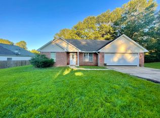 124 Simmons Dr, Shannon, MS 38868