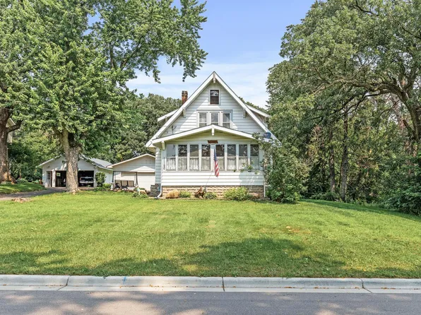 11120 32nd St N, Lake Elmo, MN 55042