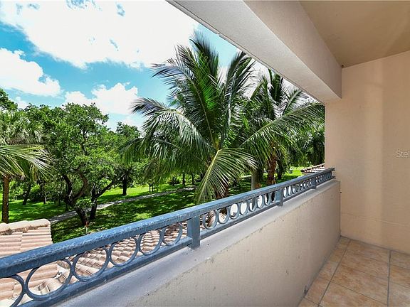 5th image of 1064 N Tamiami Trl Unit 1223