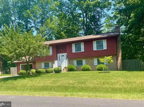 21570 Constellation St, Lexington Park, MD 20653