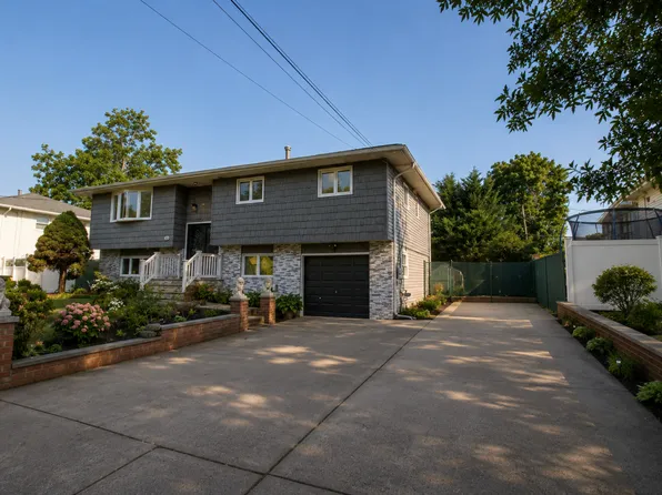 100 Wicks Rd #A, Commack, NY 11725