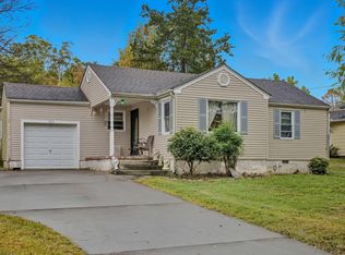 613 Gideon St, Athens, TN 37303