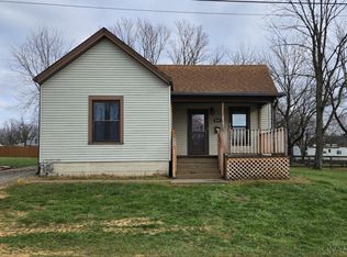 319 Lazenby St, Blanchester, OH 45107