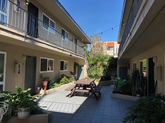 2nd image of 2161 Garnet Ave APT 10