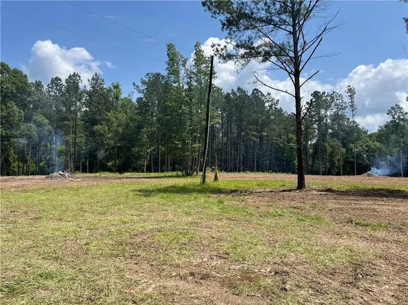 Kristi Ln, Holden, LA 70744