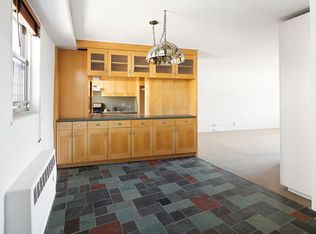 165 Park Row APT 17A, New York, NY 10038