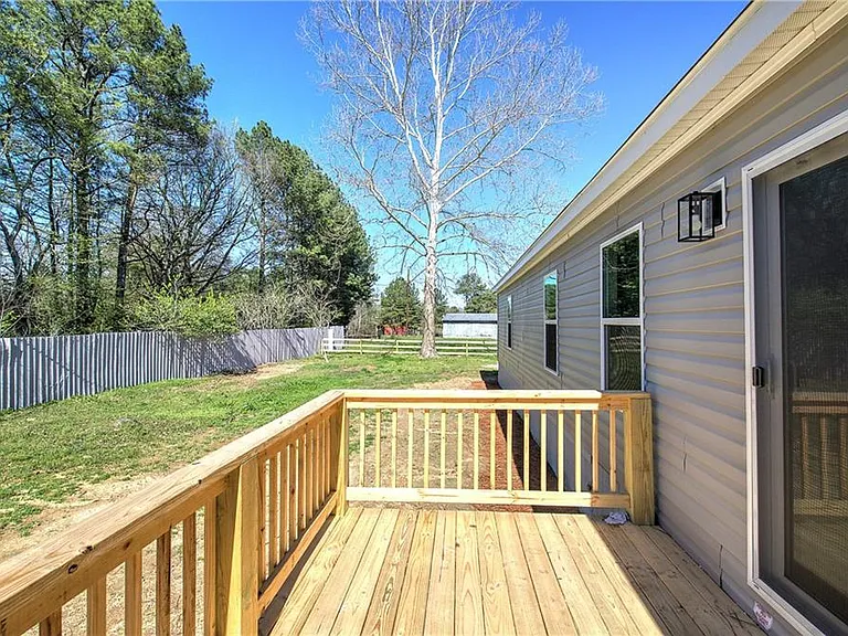81 Popham Rd — Photo 41