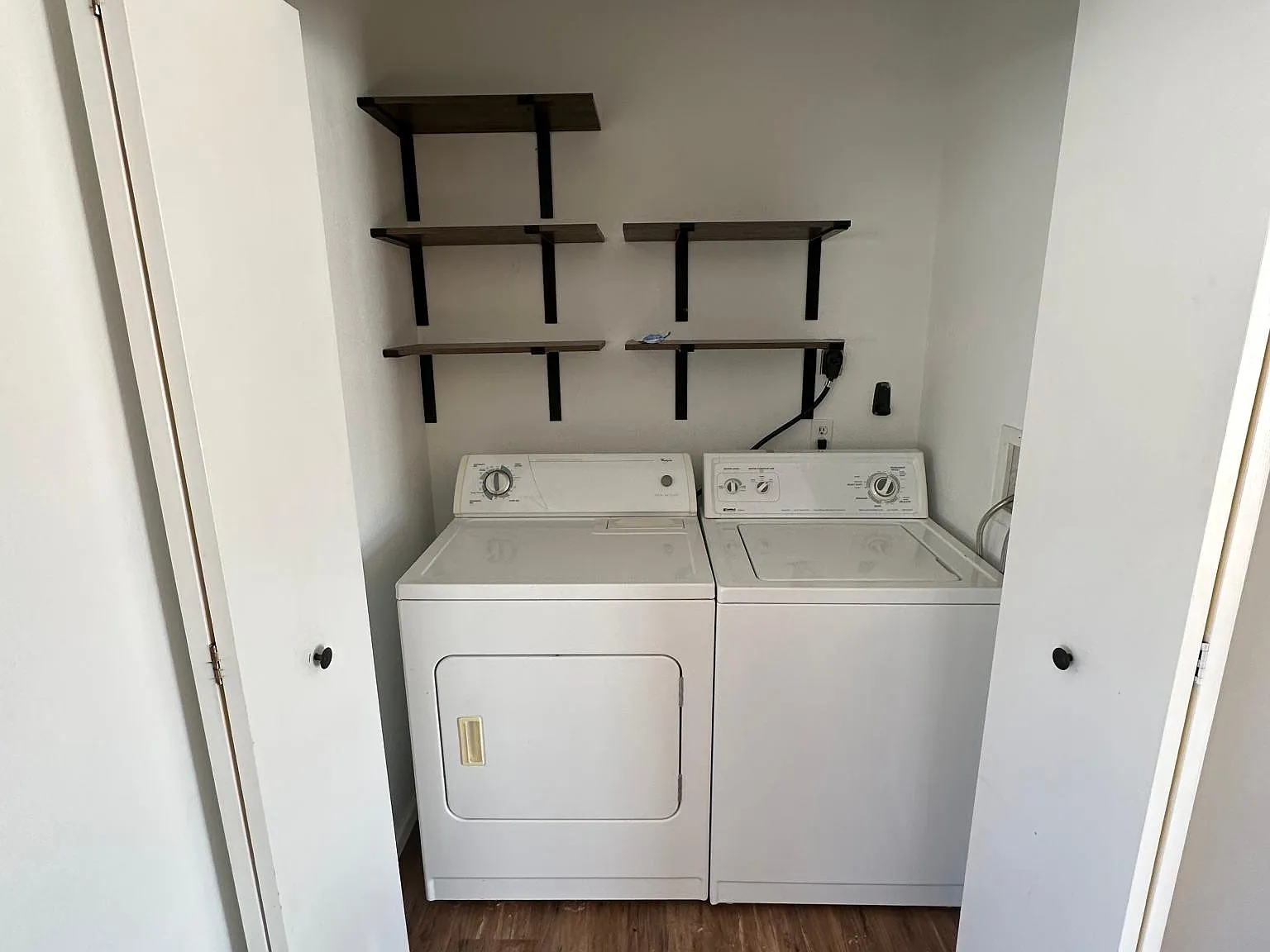 2 bed, 1.5 bath, 1068 sqft, $1,850 — Photo 4