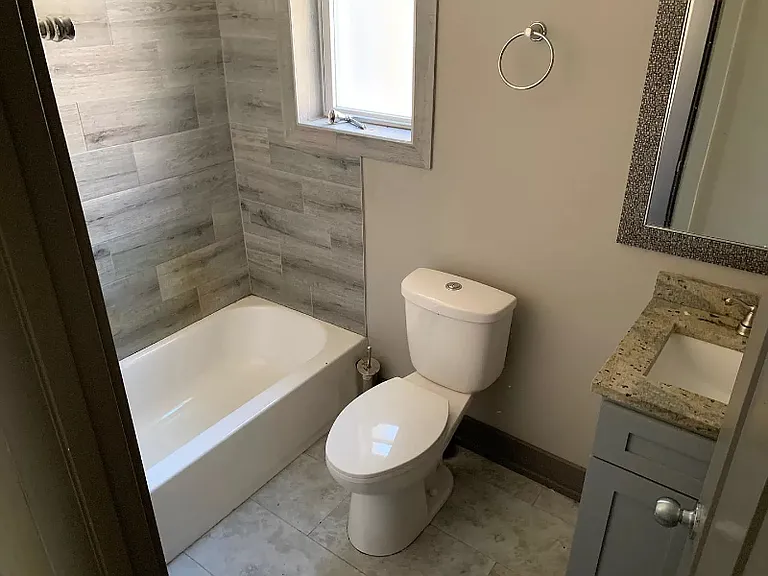 5322 S Indiana Ave #2 — Photo 6