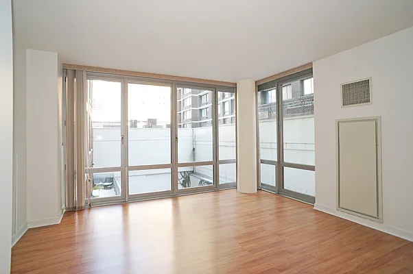 Rented by Level Group | media 19