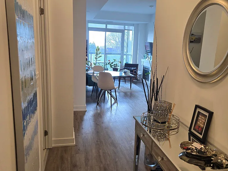 630 Greenwood Ave #304 — Photo 2