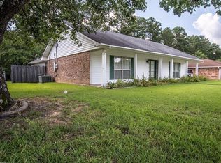 223 Twin Oaks Rd W, Pineville, LA 71360