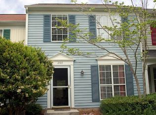 2705 Queen Anne Ct, Sandy Springs, GA 30350
