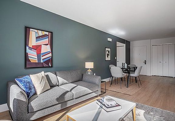 2nd image of 220 W 26th St #1201
