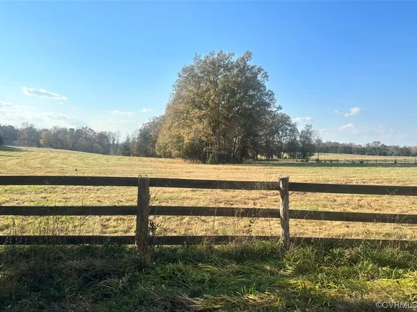(undisclosed Address), Cumberland, VA 23040