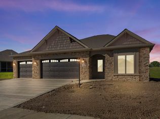 938 Owls Point, Fort Wayne, IN 46825