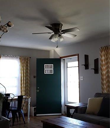 5th image of 574 Linwood Dr
