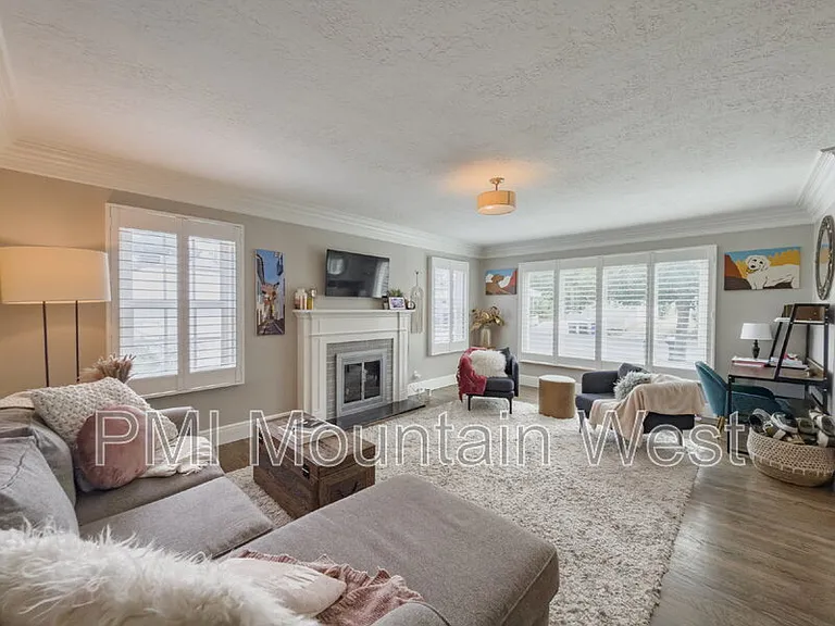 2122 S 1800 E — Photo 21