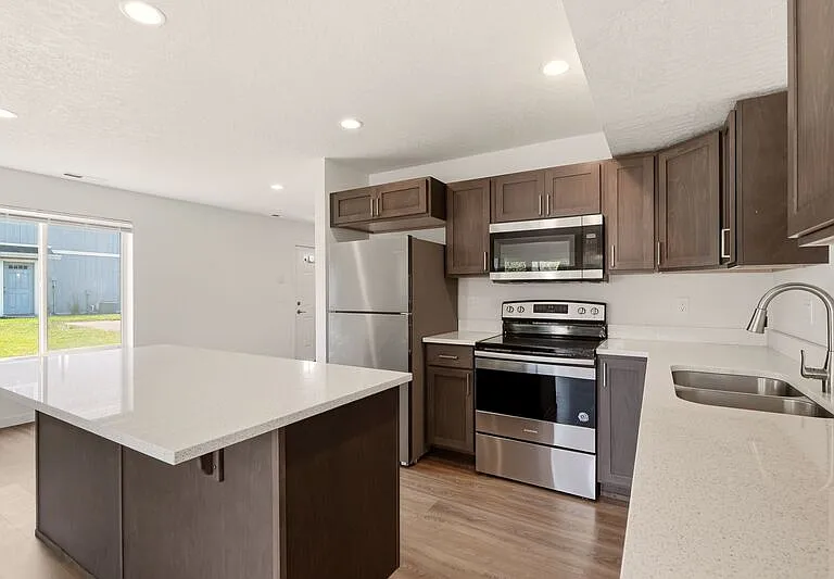 1420 N Michigan Ln #1 — Photo 12