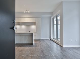 2 Steckley House Ln #906, Richmond Hill, ON