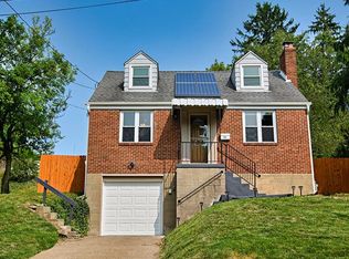 135 Harding Rd, West View, PA 15229