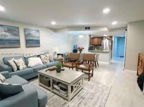 73 Deer Creek Rd #I105, Deerfield Beach, FL 33442