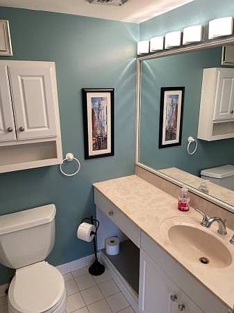 2nd image of 928 Bloomfield St APT 2