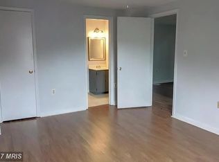 4435 Pembrook Village Dr #115, Alexandria, VA 22309