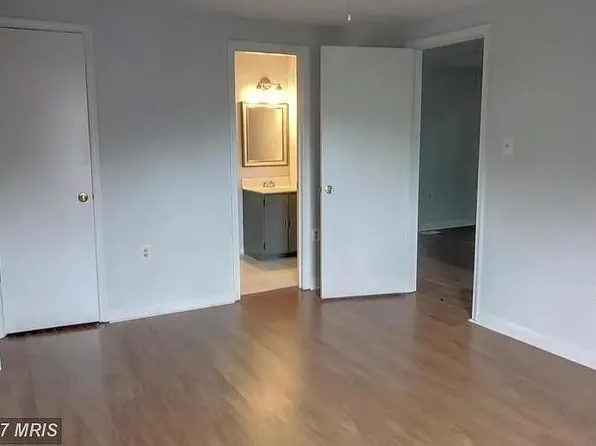 4435 Pembrook Village Dr #115, Alexandria, VA 22309