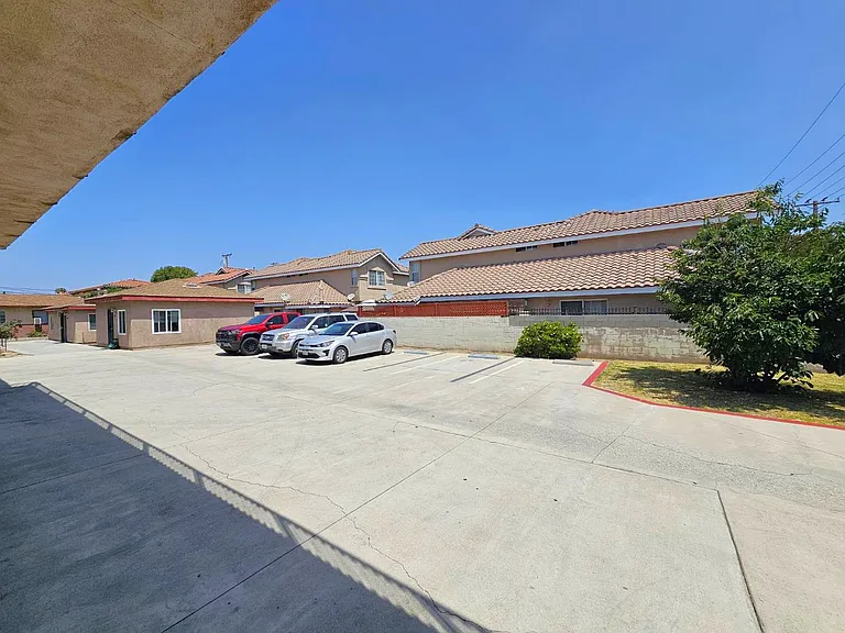 1067 Aileron Ave #C — Photo 21