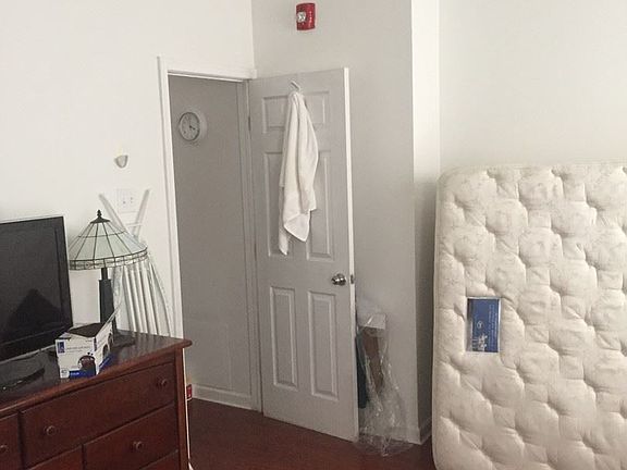 4th image of 601 N 11th St Fl 3rd