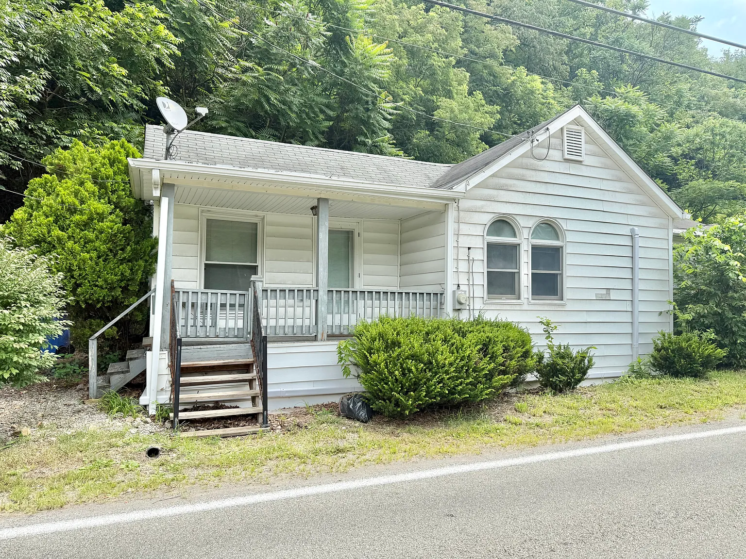 2 bed, $975 — Photo 2