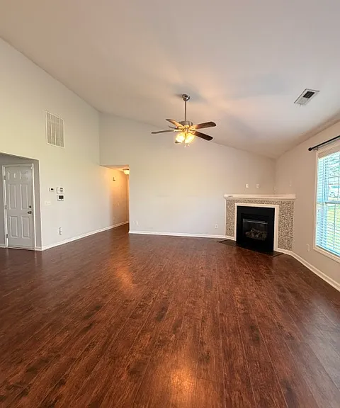925 Corison Loop — Photo 5