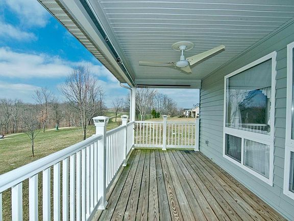 4th image of 20617 Augusta Dr