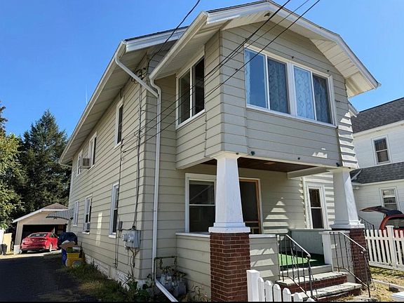 3rd image of 209 Dudley Ave #1