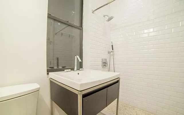 Rented by REAL New York | media 5