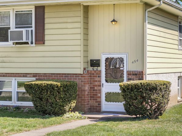 454 Emmett St, Phoenixville, PA 19460