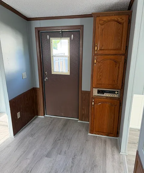 1333 White Oak St — Photo 15