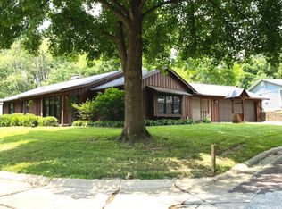 601 N Valley Dr, Boonville, MO 65233